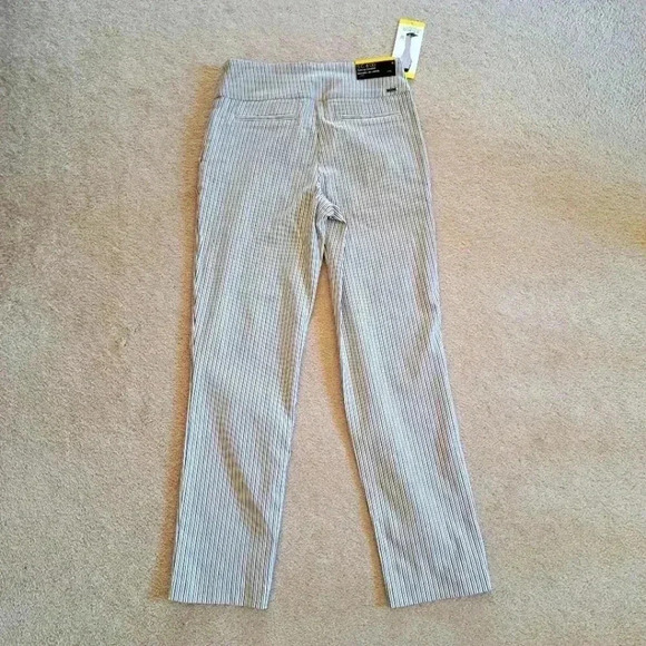 ❤️ S.C.& Co. Striped Pull On Pants Tummy Control Size 6 White Tan Blue Slim Leg - Picture 6 of 12